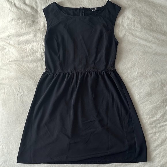 Forever 21 Women's Black Dress (Large) - Picture 2 of 5